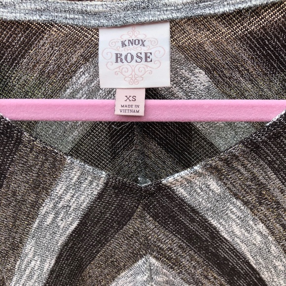 NWT Knox Rose size XS long sleeve loose bottom - Picture 3 of 4